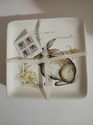 LE LAPIN BELLE Easter Bunny Floral Dinner Plate  Ceramic  New - set of 4