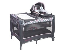 Baby Trend Lil' Snooze Deluxe II Nursery Center Playard Daisy Dots