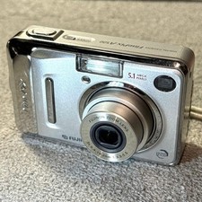 Fujifilm FinePix A500 Compact Digital Camera Tested Working Seller Japan