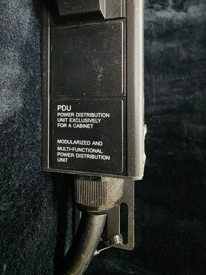 High Quality Power Distribution Unit 204V 50/60Hz 32A 3 Phase Unit Minining - Image 2 of 4