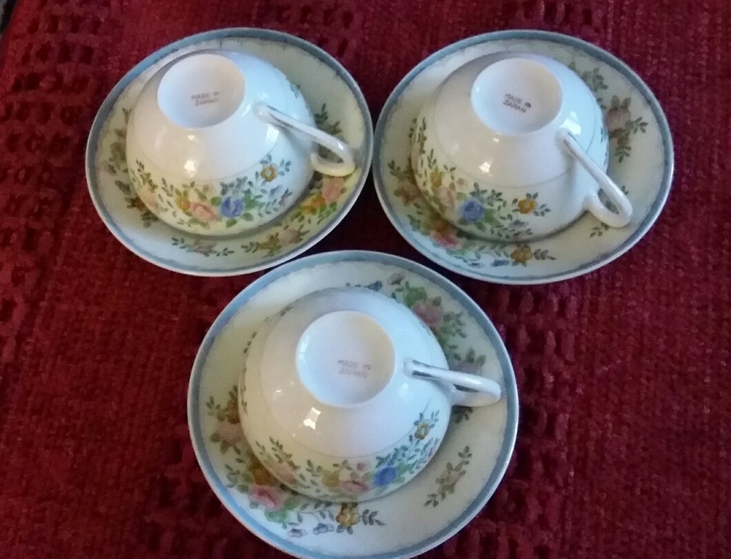 Vintage Hand Painted Made in Japan Floral/Flower 3 Cups and