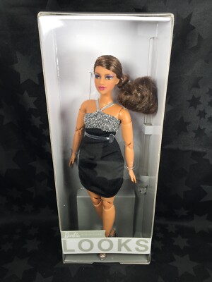 Milk Barbie doll コート ブラック Barbie x tokidoki 10th Anniversary Black Label Collector