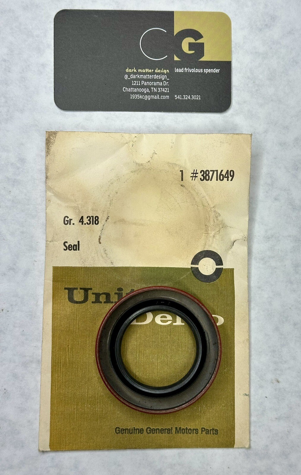 NOS 196272 Chevy Pontiac Olds Z28 GTO 442 Muncie Trans Rear Oil Seal