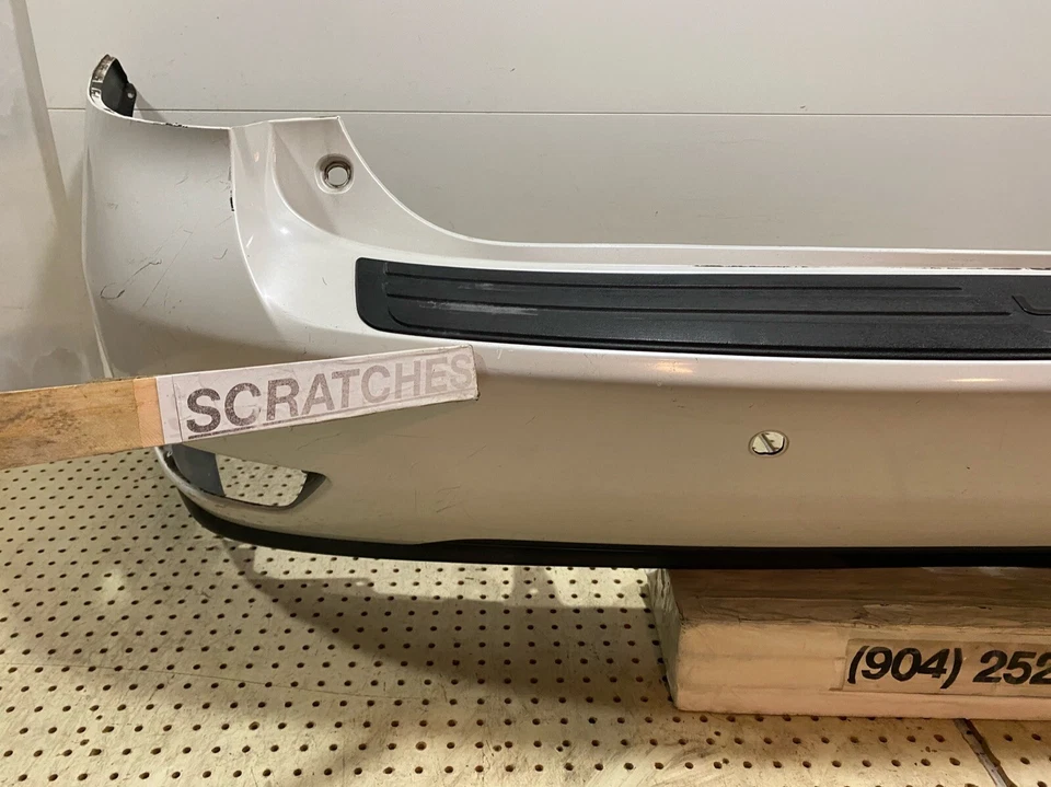 Оригинальная крышка заднего бампера для Lexus RX350 2010-2015 52159-0E020/30 от оригинального производителя - Изображение 4 из 4