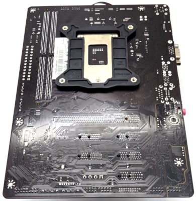 Biostar H110MC マザーボード + i7-7700K BIOSTAR H110M-BTC Motherboard with Intel i7-7700 Processor and 8GB