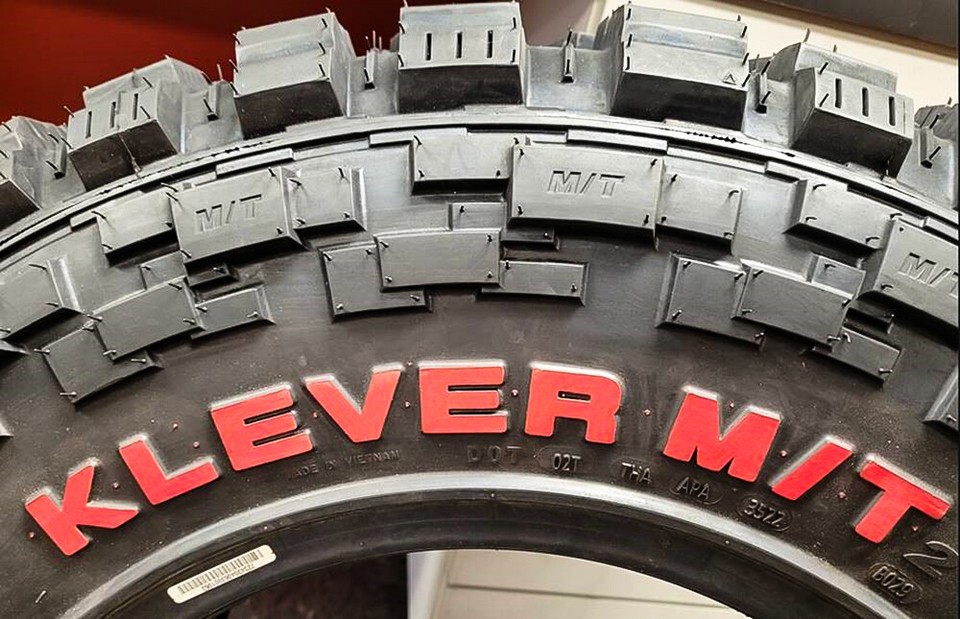Kenda Klever M/T2 KR629 Mud Terrain Lt37 12 50r17 124r D Light Truck Tire