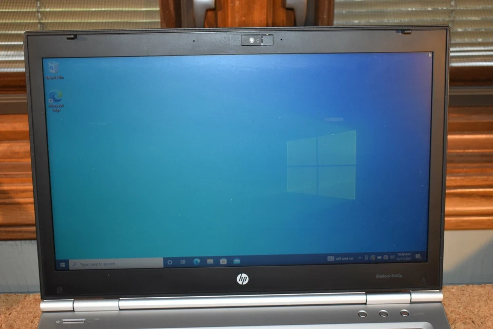 HP Elitebook 8460p Core i5 8GB RAM 240GB SSD Windows 10 WiFi AMD Radeon HD 6470M Foto 3 de 4