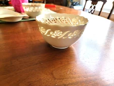 Lenox Ivory Pierced Rose Bowl, Scalloped Edge Gold Trim Roses In Bottom