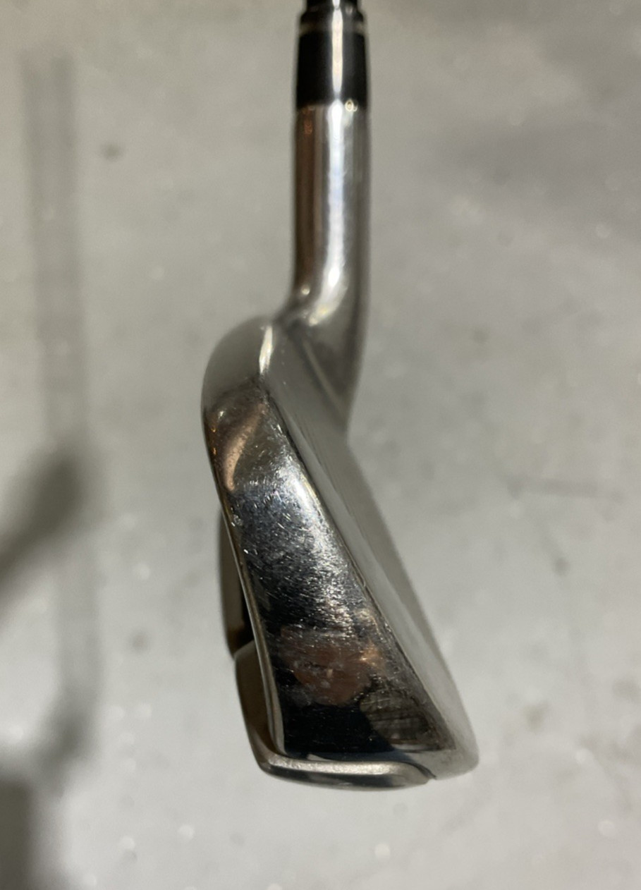 Wilson Staff D200 #7 Iron 37" PROFORCE Regular Flex Graphite Shaft RH USED