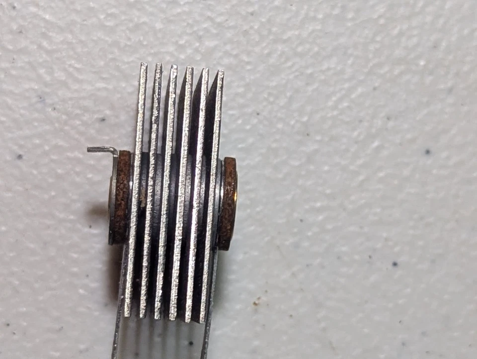 Винтажный селеновый выпрямитель Mallory 6S100 в коробке - Изображение 4 из 4