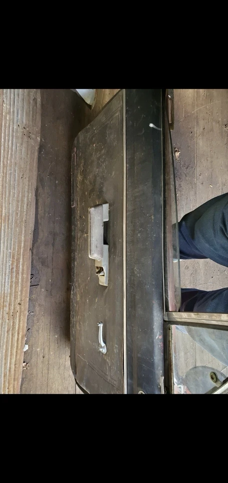 Plymouth Barracuda 1968 puertas de conductor y pasajero Foto 3 de 4