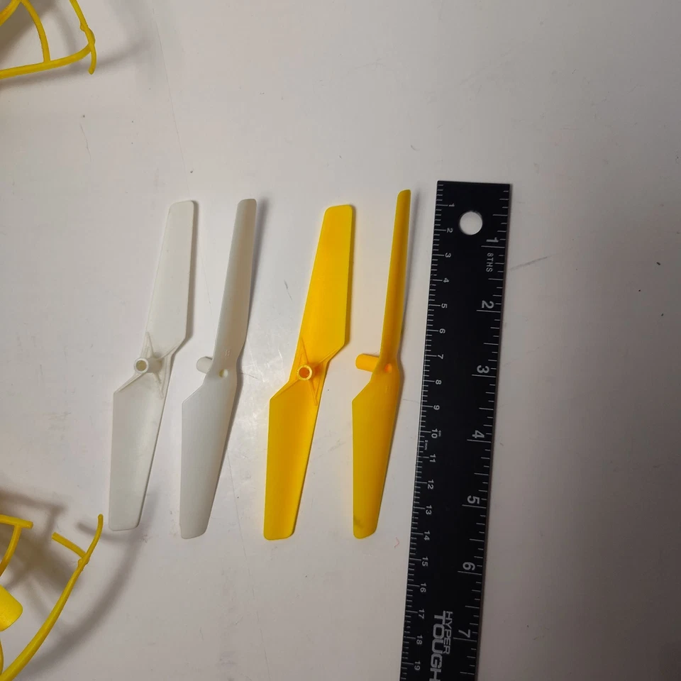 Angry Birds Quadcopter Chuck Yellow Bird Drone – No Remote – AS-IS - Image 4 of 4