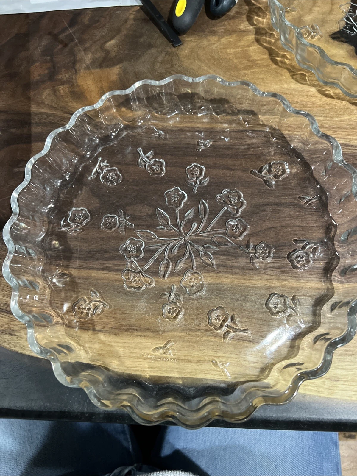 Anchor Hocking Savannah Pattern Glass Quiche Pan Dish Tart Pie Plate | 10”
