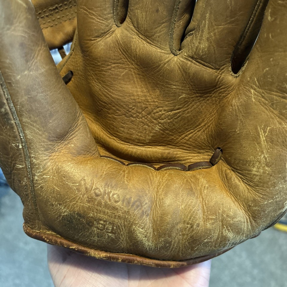 VTG 1940s NOKONA G51 Baseball Infielders Mitt RHT USA Fieldrite Glove