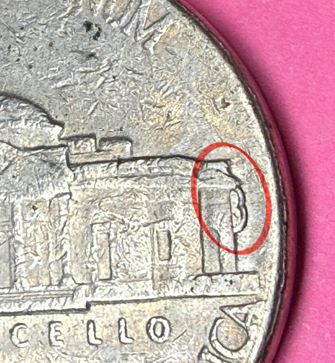 2002 P Jefferson Nickel Error Large Die Chip Extra Metal BeeHive