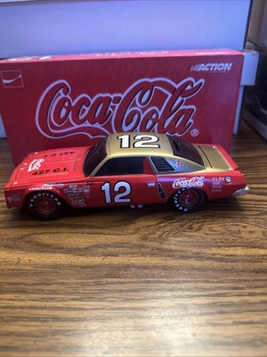 12 Bobby Allison 1974 Coca Cola Chevrolet Malibu 1/24 Car Action Diecast Coke