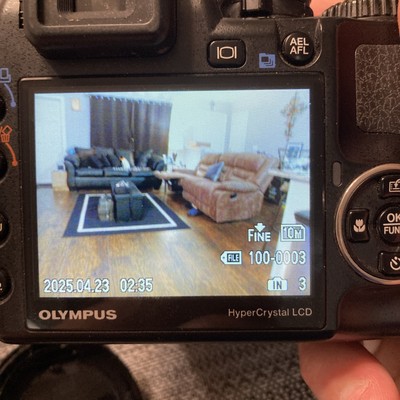 OLYMPUS SP-570UZ Digital Camera Digital Photo Camera 10MP TESTED