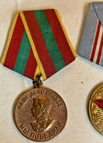 Russische Sowjetische Medaille Pin Lot 2 Jubiläumsmedaille 1968 und Zivilmedaille 1941-45 - Bild 2 von 8