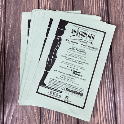 Nutcracker on Ice Set of 34 Green 5.5  x 8.5  Promo Flyers Ads
