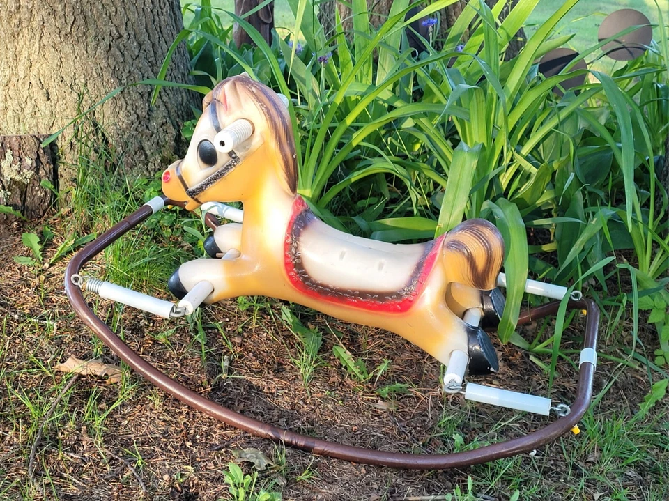 Vintage 1950’s Spring Mount Rocking Horse Blow Mold 28” L 16”x 16” CLEAN VG RARE - Image 4 of 4