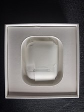 Apple MR8U2AM/A Wireless Charging Case for AirPods Model A1938