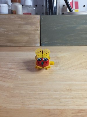 VINTAGE TIN METAL YONE WIND-UP BUMBLE BEEJAPAN Rare Toy Bumblebee