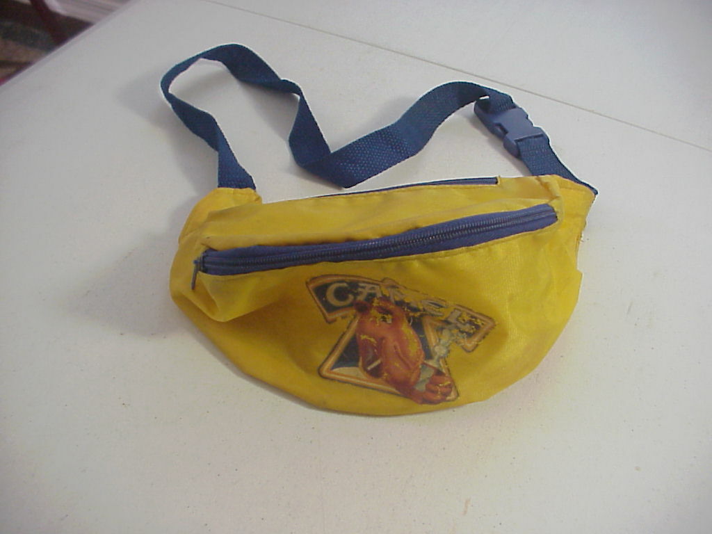 JOE CAMEL Vintage Vinyl FANNY BAG