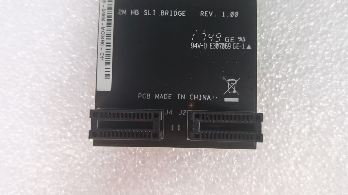 Les nouveaux ponts SLI Nvidia arrivent
