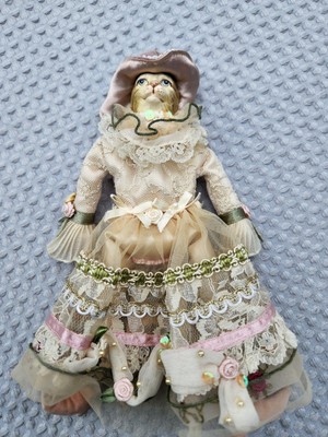 Wayne Kleski Katherine's Collection Cat Kitty Doll Renaissance Victorian *Read*