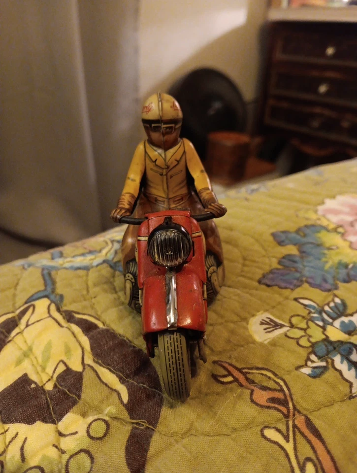 Motocicleta litográfica Schuco Carl 1005 vintage 1950 cuerda hojalata zona Estados Unidos Alemania FUNCIONA Foto 2 de 4