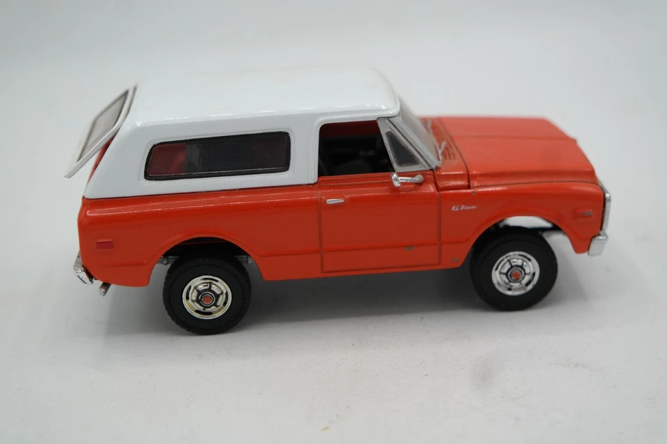 1999 MATCHBOX Models of Yesteryear '69 Chevy Blazer K5 Orange NRMT No Box - Image 4 of 4
