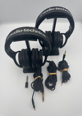 2 Pair of Audio-Technica ATH-M40x Over-Ear Headphones + Stands Used Working 100%