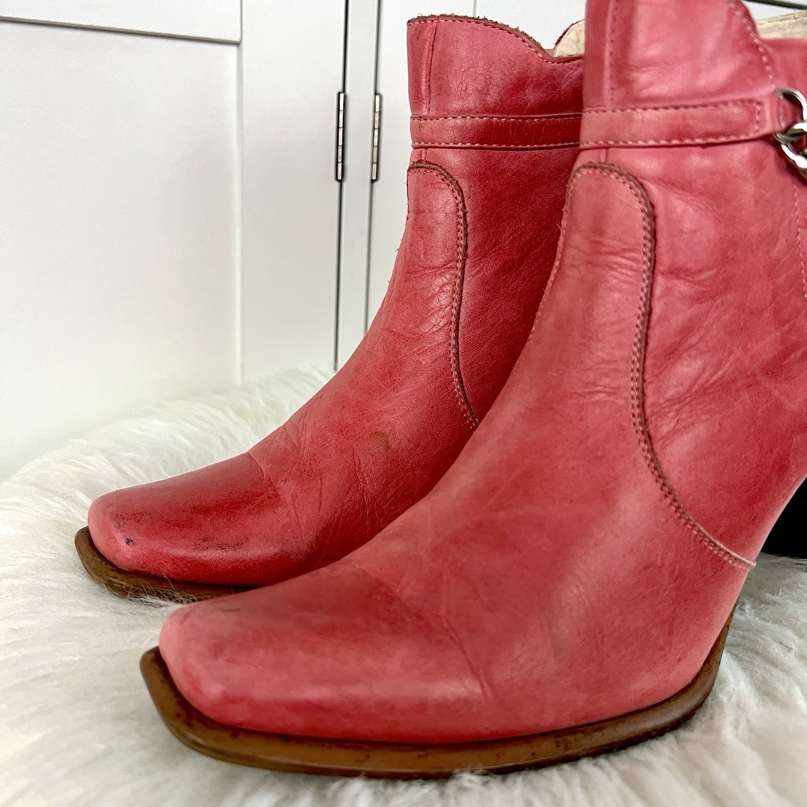 Durango Raspberry Red Leather Chained Heeled Ankl… - image 2