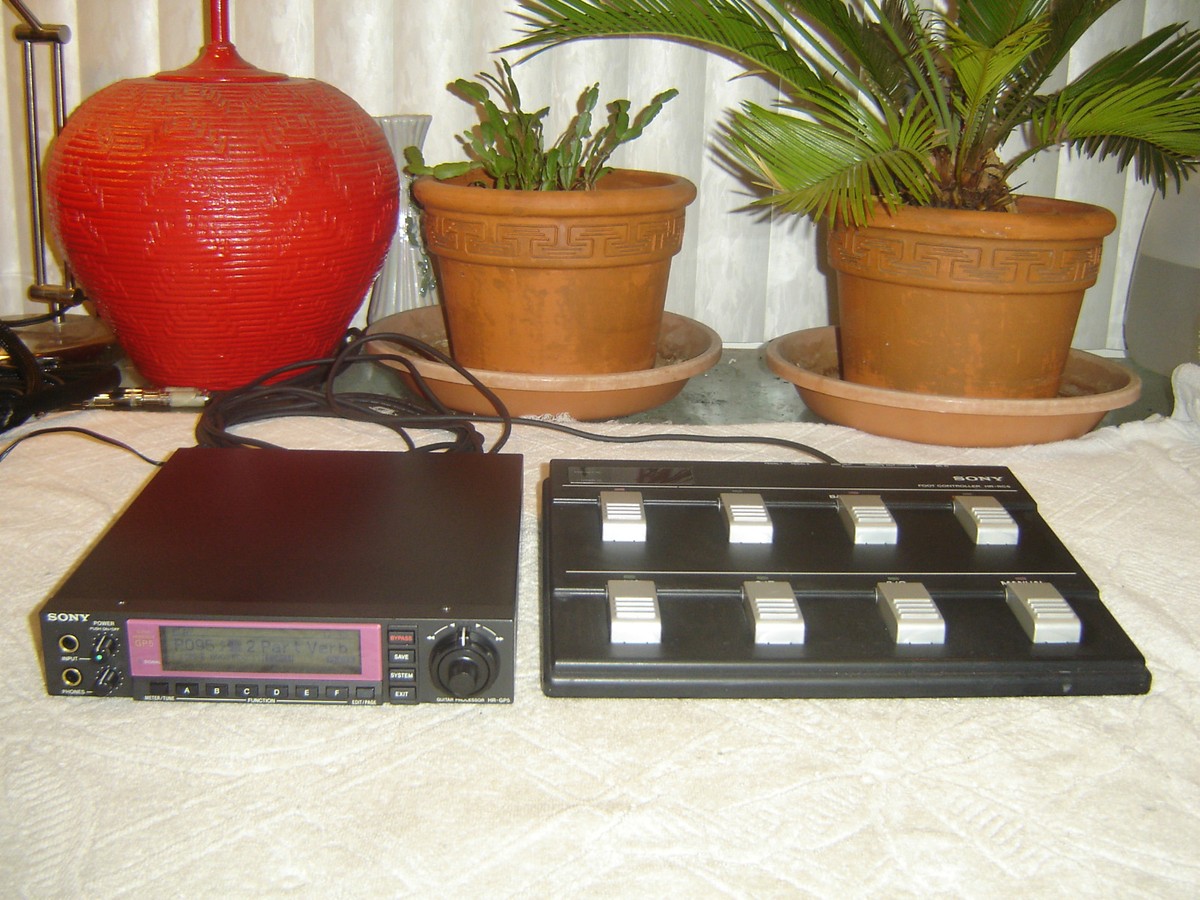 Sony HR-GP5, Guitar Processor, with HR-RC5, Foot Controller