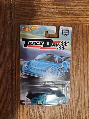 HOT wheels 2016 track day 4 of 5 volkswagon karmann ghia blue