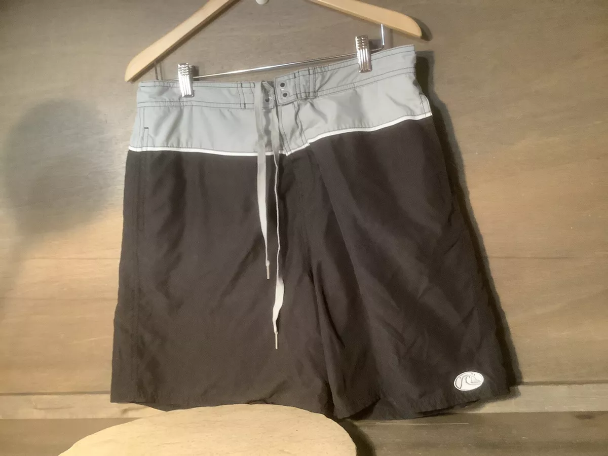 Quick Silver EDITION Mens Size XL Black GRAY MESH LINED BOARD