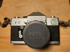 Vintage Petri FT camera 1: 1.8 55mm lense
