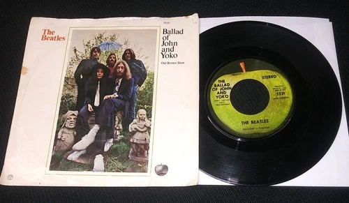 45 rpm BEATLES Ballad John & Yoko/Old Brown Shoe 1969 Apple 2531 west coast ps