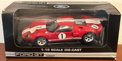ミニカー FORD GT CONCEPT 1/18 BEANSTALK Beanstalk Group Ford GT Concept Car #1 Red/White, 1:18 Scale