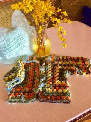 Süsses Babyjäckchen,Gr.74 Handmade ,gehäkelt,Wollgemisch waschbar