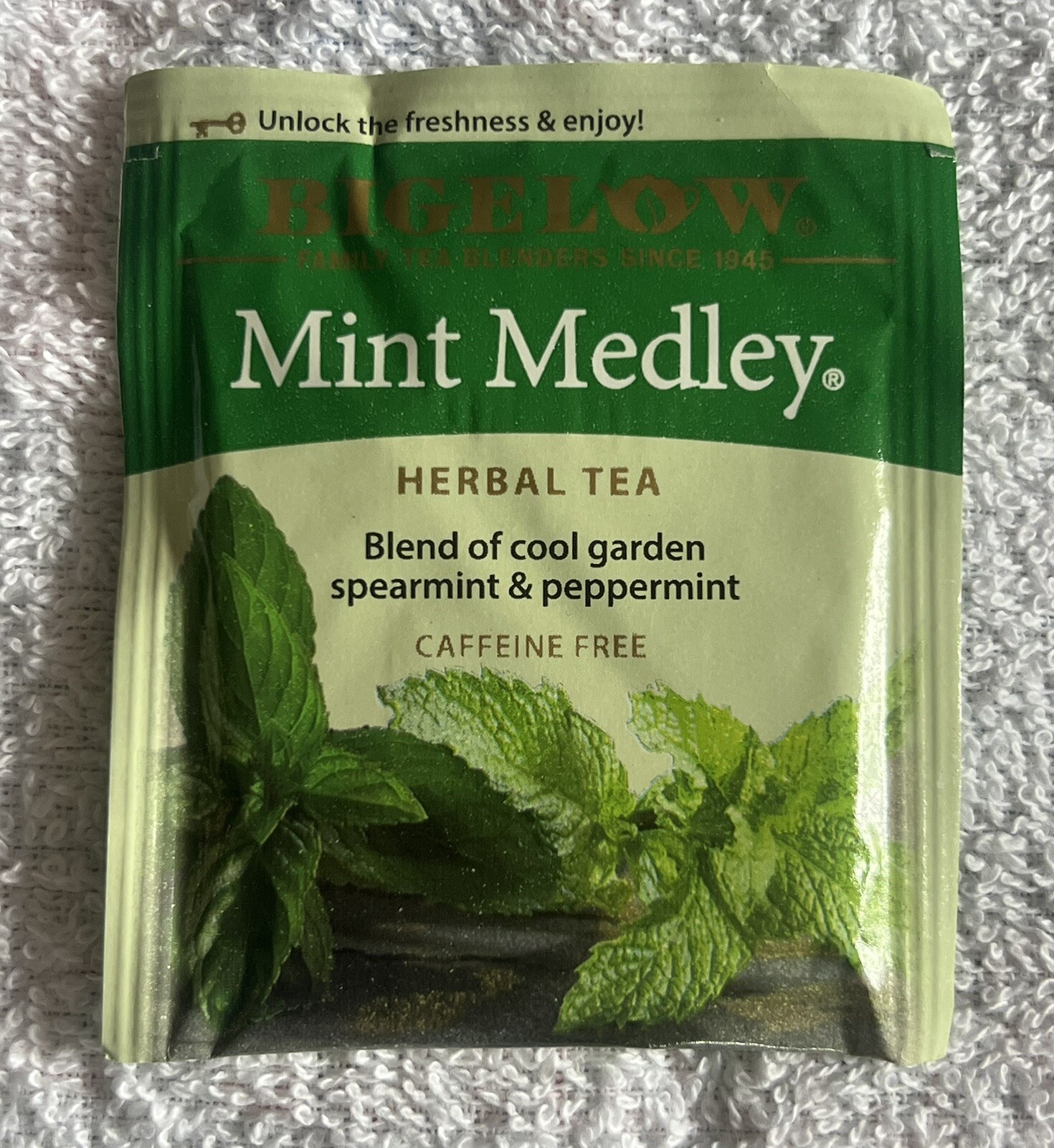 Bigelow Mint Medley Caffeine Free 50 Individual Bags (Spearmint