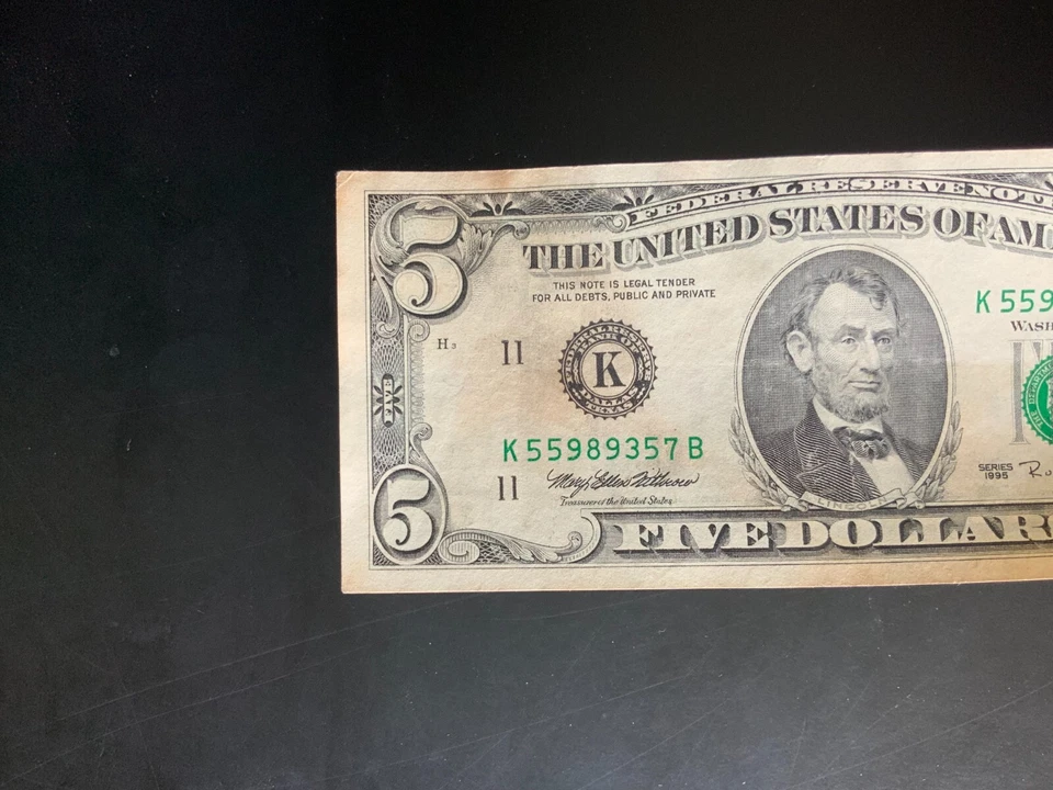 1995 $5 DOLLAR BILL K55989357B - Image 4 of 4