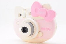  NEAR MINT FUJIFILM Hello Kitty Fuji Cheki Instax Mini Instant Camera Japan