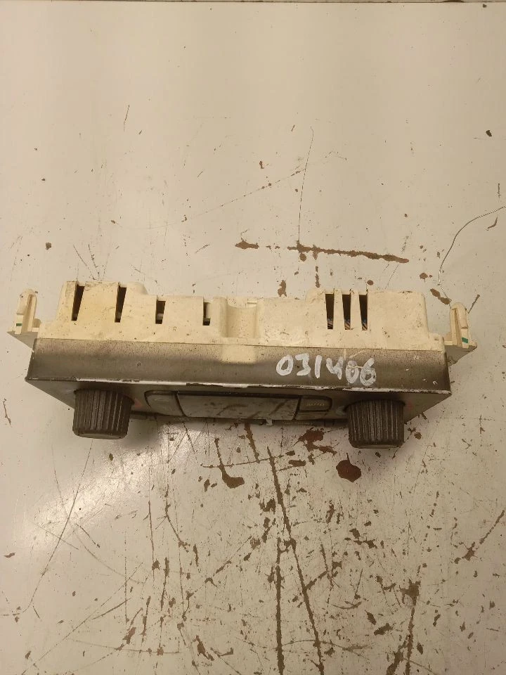 Control de temperatura frontal ID 15195331 compatible con 03-04 BRAVADA 1330453 Foto 2 de 4