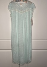 Vintage Barbizon Nightgown Womens L Mint Flutter Sleeve Embroidered - NWT