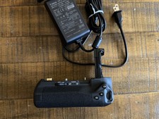 TOP MINT GENUINE Canon BG-E22 Battery Grip for EOS R /EOS Ra Series