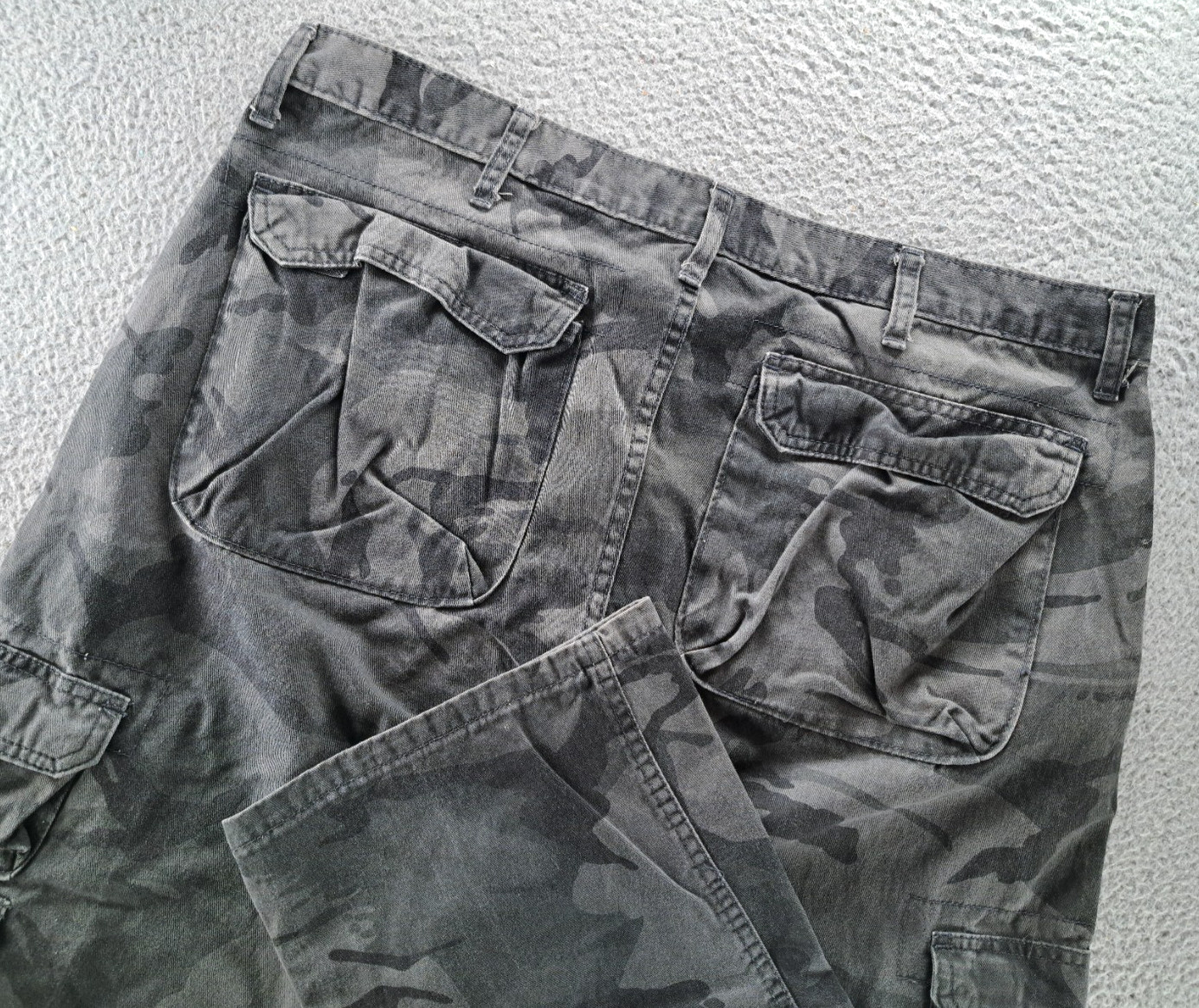 Mens 38x30 Gray Camouflage Camo Utility Military Skater