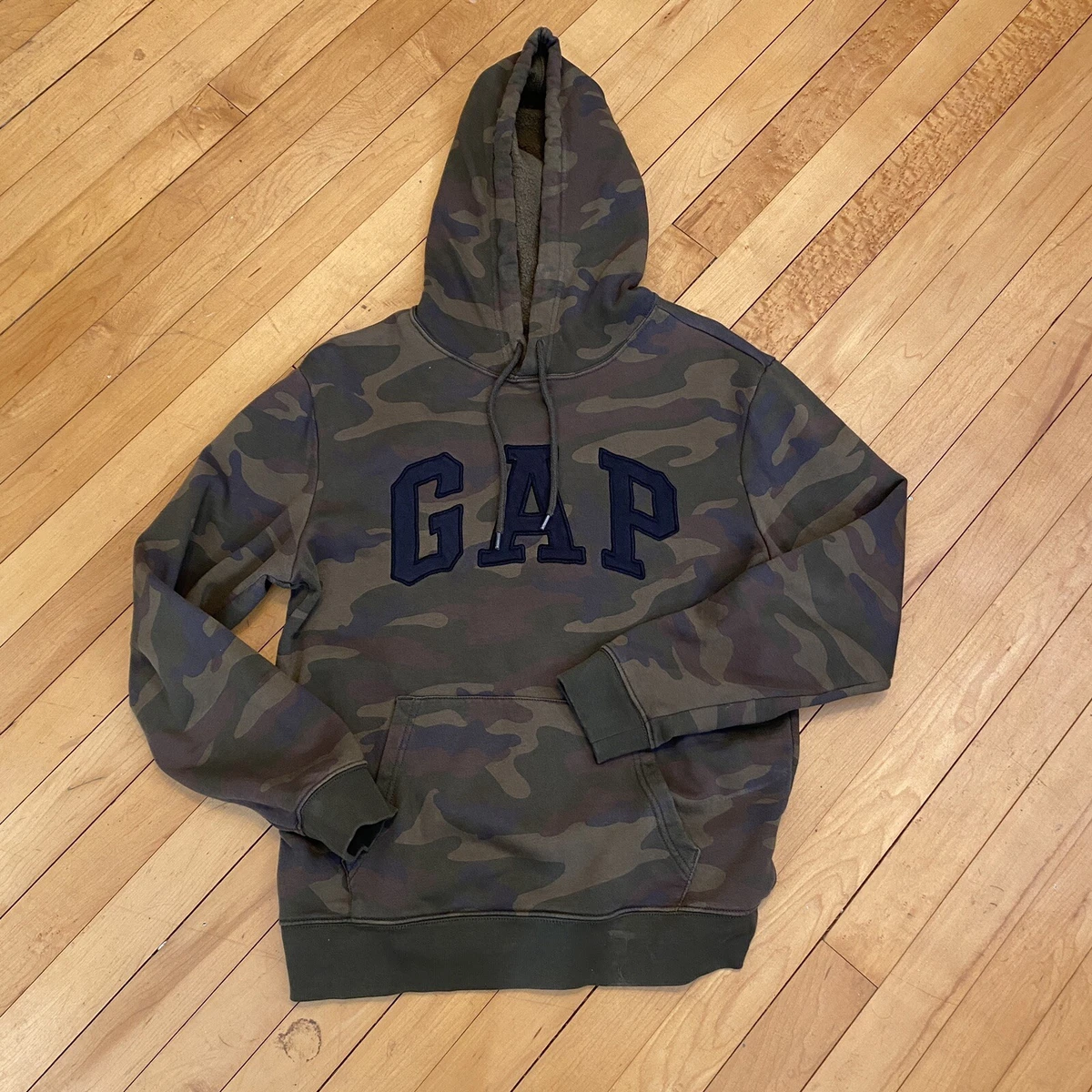 Gap camo sweatshirt shop