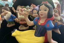 VINTAGE WALT DISNEY PROD CERAMIC SNOW WHITE & SEVEN DWARFS STATUES