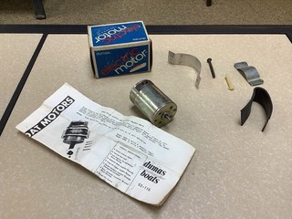 VINTAGE TOY ELECTRIC BOAT MOTOR DUMAS BOXED with PARTS & INSTRUCTIONS!!